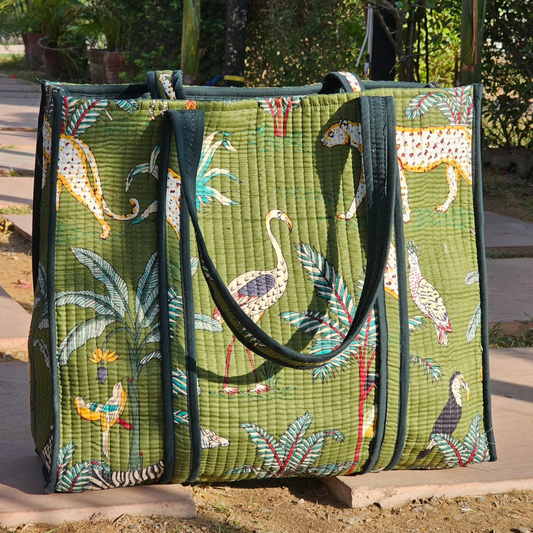 Jungle Whisper Tote - Forest Green